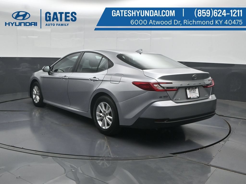 Used 2025 Toyota Camry LE FWD image 8