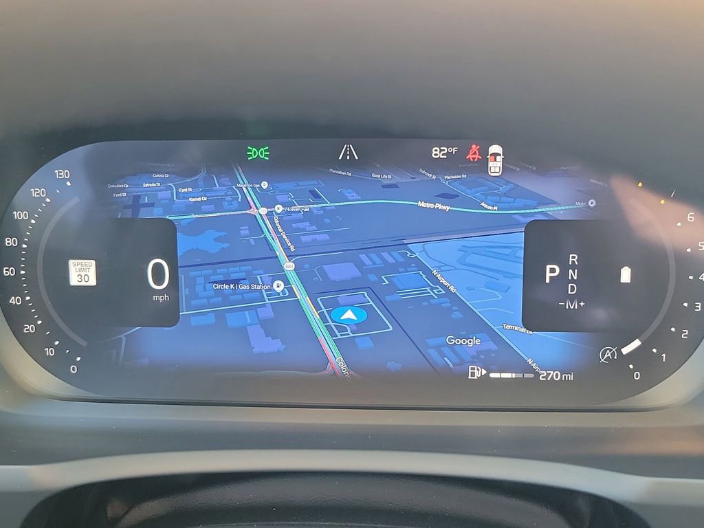 Certified 2025 Volvo XC90 B5 Plus image 28