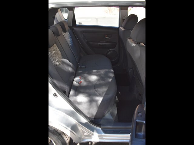 Used 2010 Kia Soul + FWD image 24