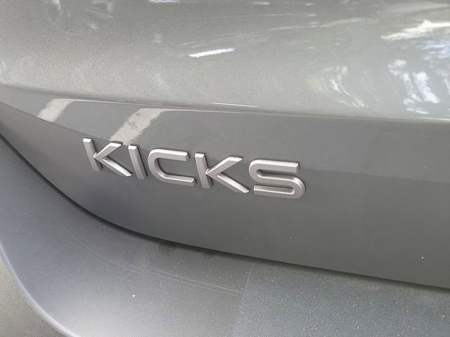 Used 2025 Nissan Kicks S FWD image 9