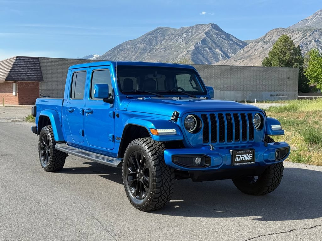 Used 2023 Jeep Gladiator Overland AWD/4WD image 1