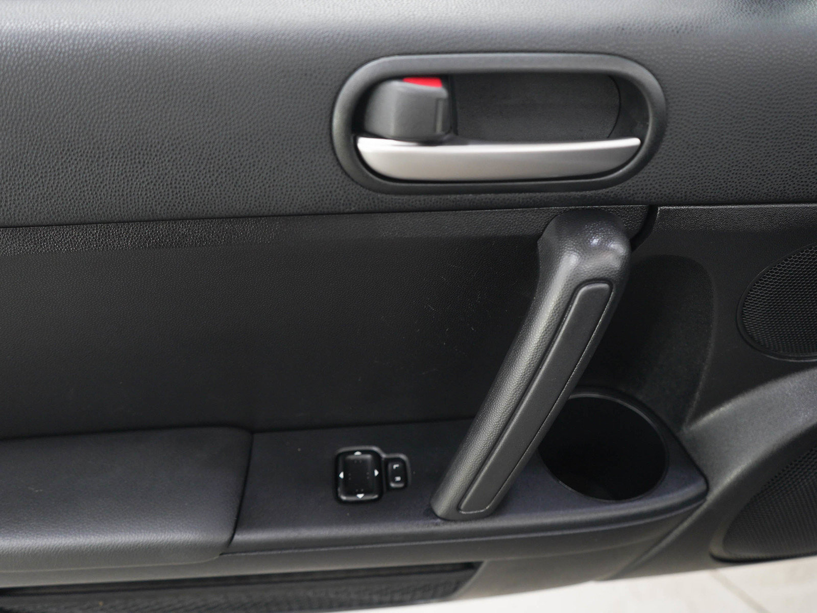 Used 2011 MAZDA MX-5 Miata Sport RWD image 16
