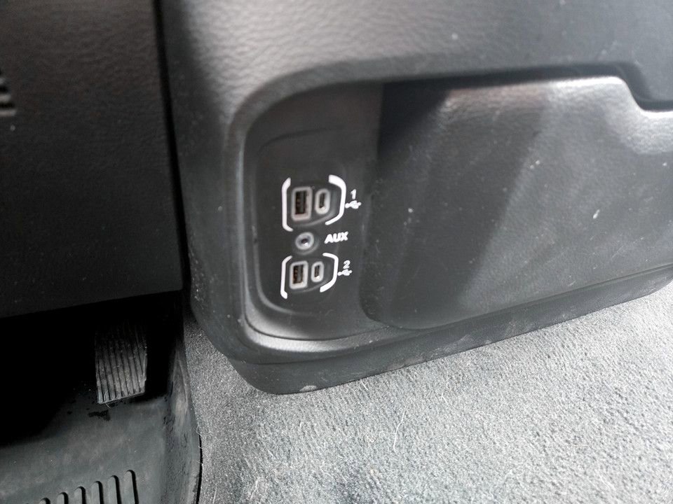 Used 2020 RAM 1500 Laramie image 26