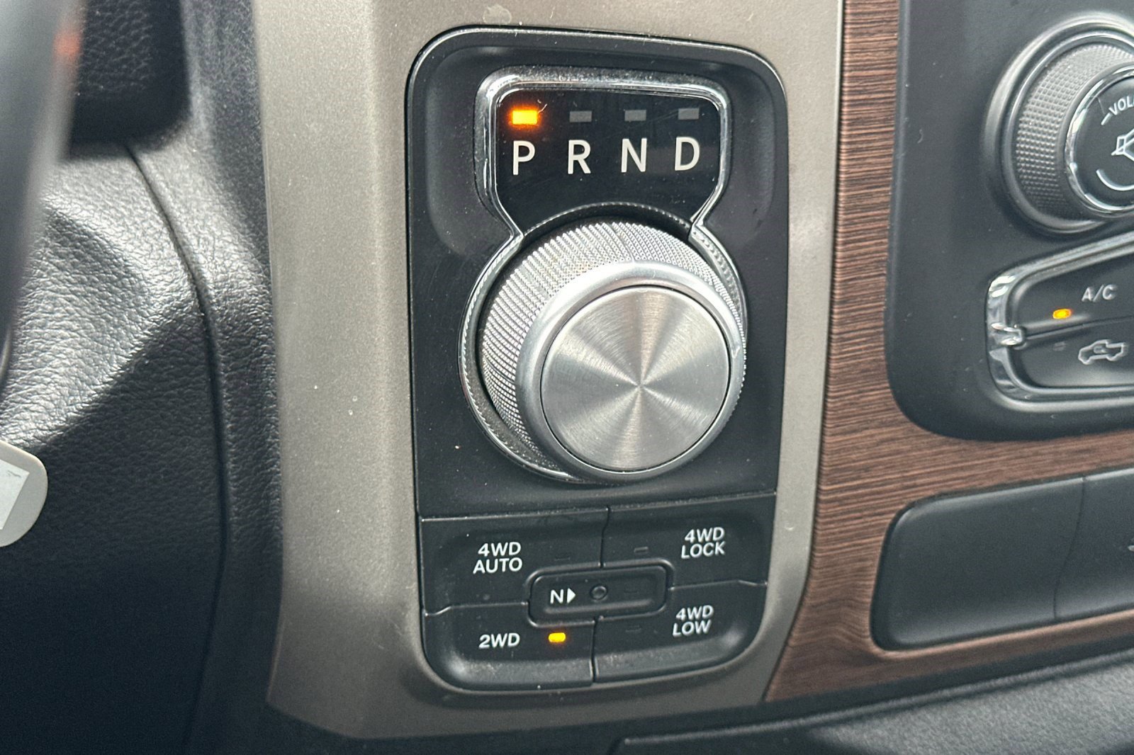 Used 2017 RAM 1500 Laramie image 18