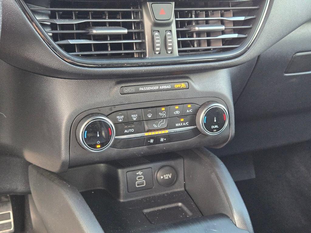 Used 2024 Ford Escape ST-Line w/ Equipment Group 301A FWD image 29