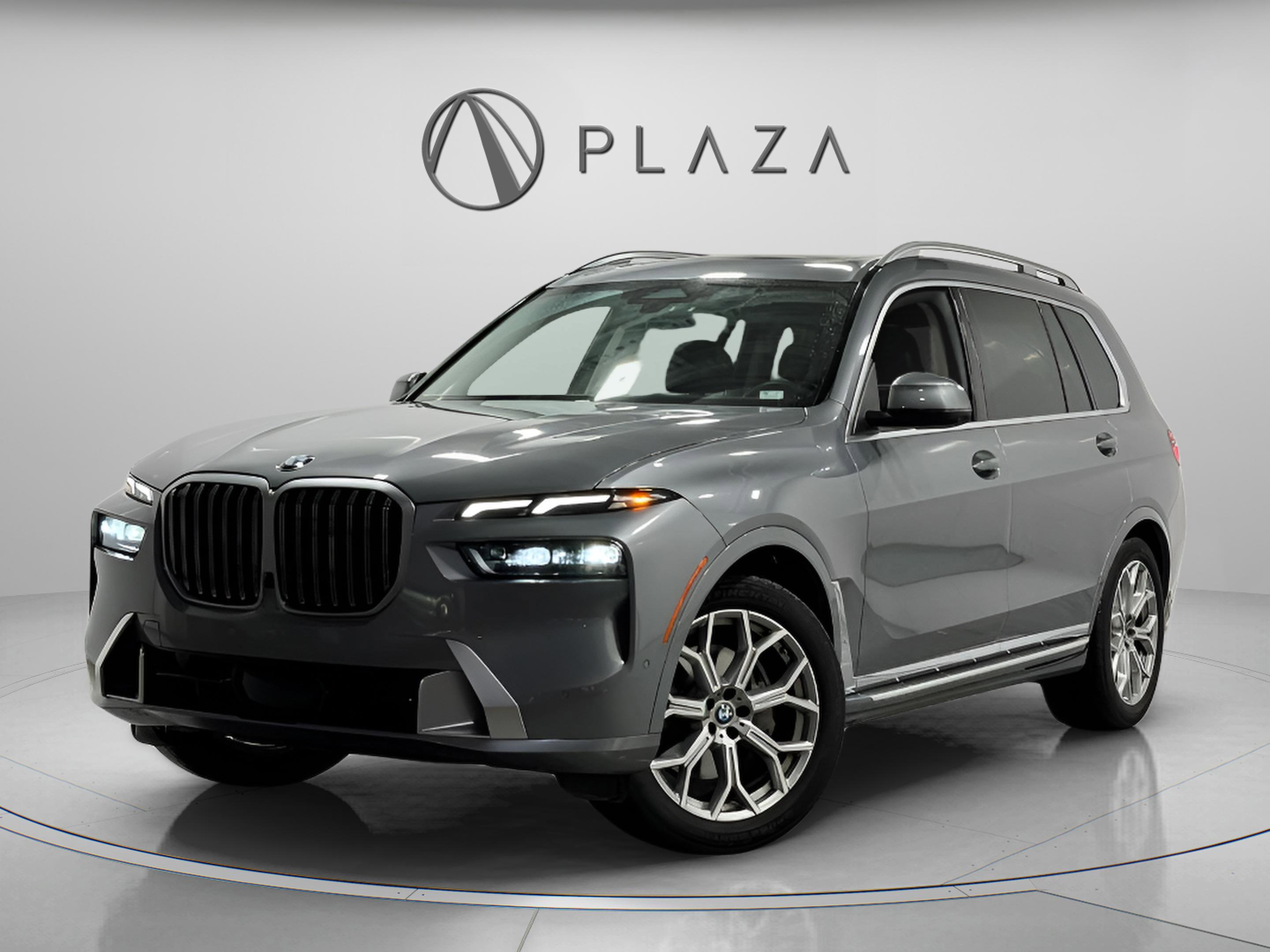 Used 2025 BMW X7 xDrive40i image 1