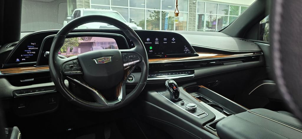 Used 2021 Cadillac Escalade ESV Luxury AWD/4WD image 7