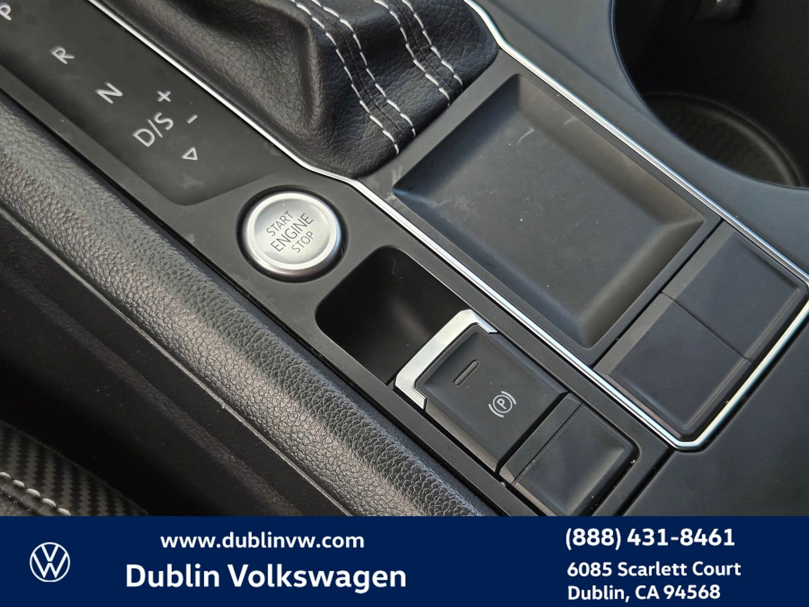 Certified 2023 Volkswagen Atlas Cross Sport SE image 17