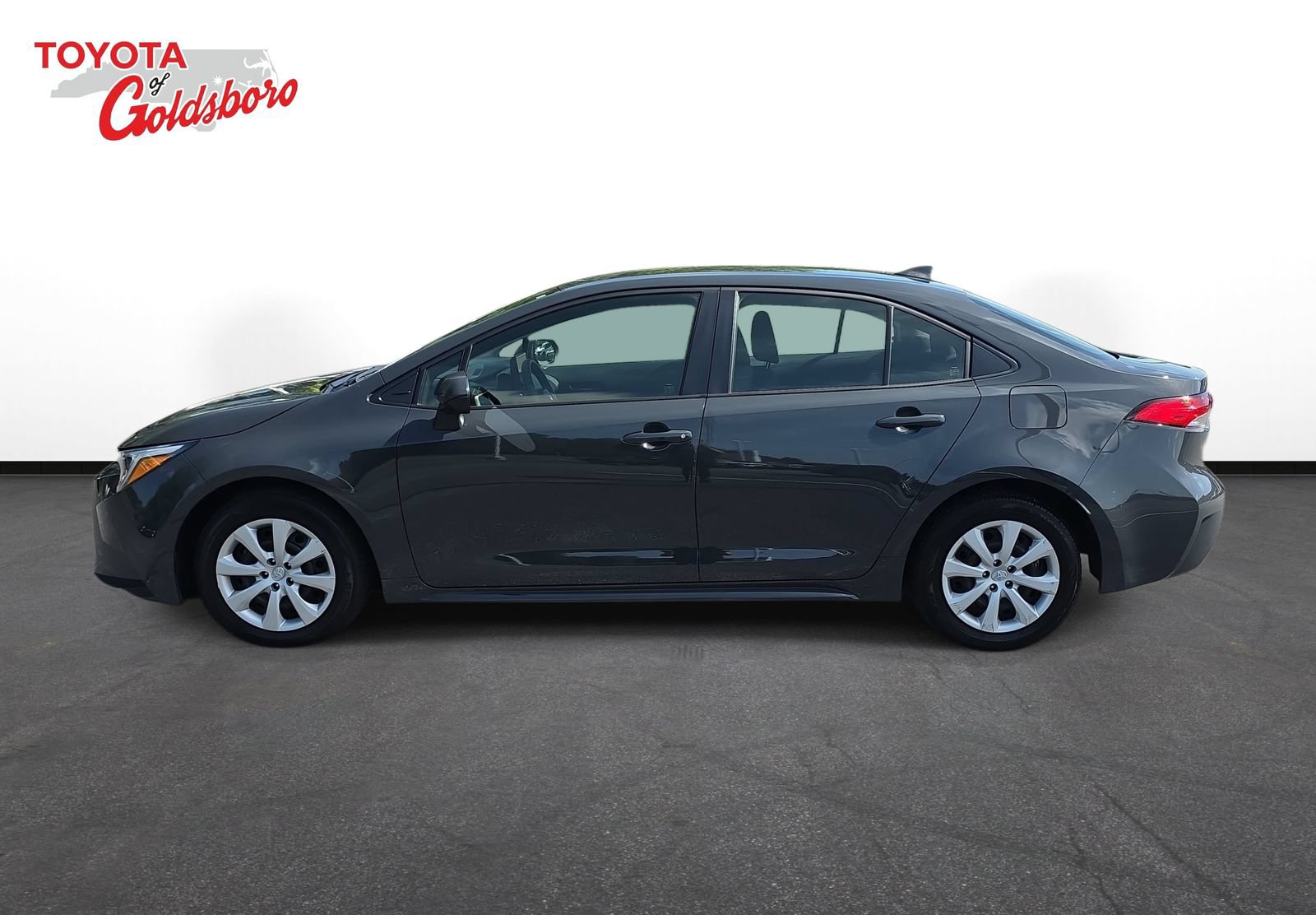 Used 2026 Toyota Corolla LE FWD image 8