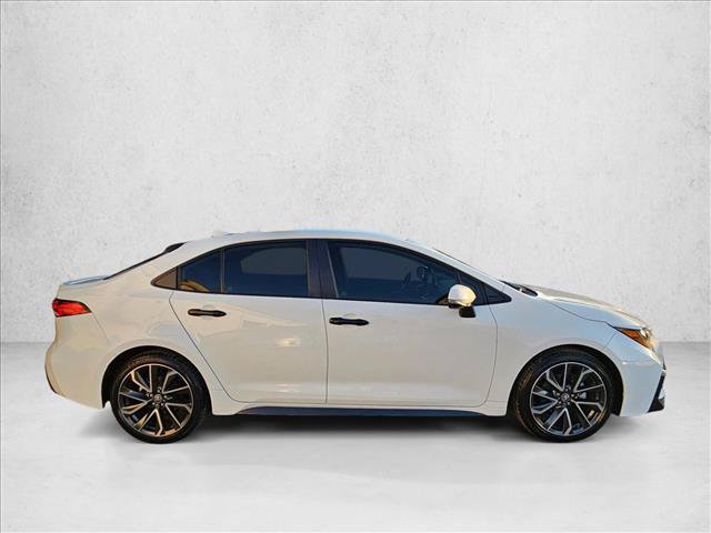 Used 2022 Toyota Corolla SE FWD image 4
