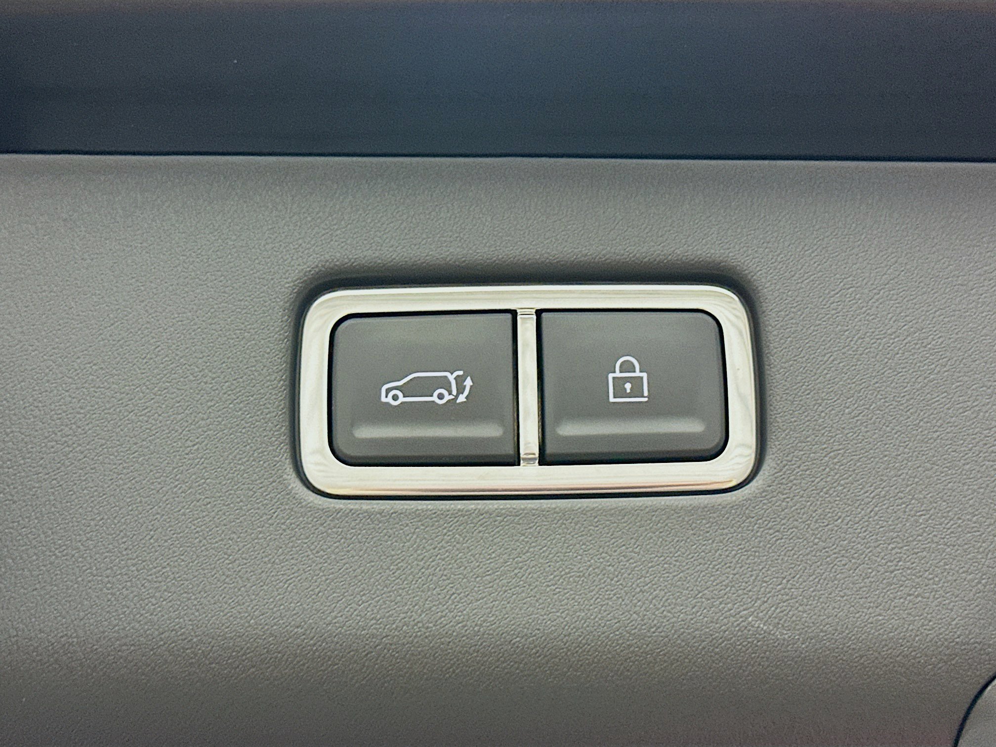 Used 2024 Kia EV9 GT-Line AWD/4WD image 30