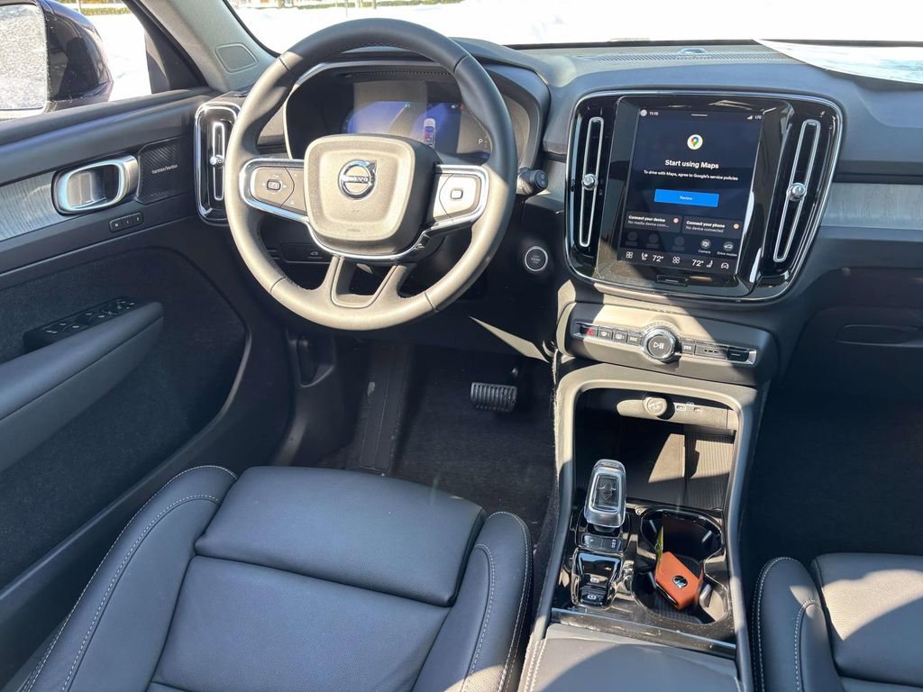 New 2026 Volvo XC40 B5 Ultra w/ Protection Package Premier image 30
