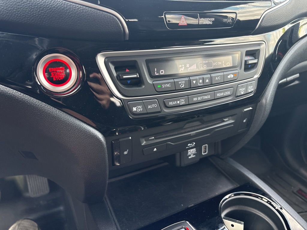 Certified 2022 Honda Pilot Touring image 25