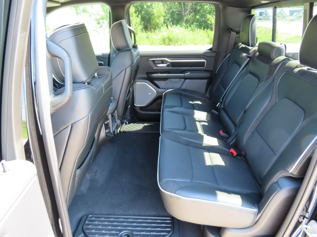 New 2027 RAM 1500 Laramie w/ Night Edition AWD/4WD image 29