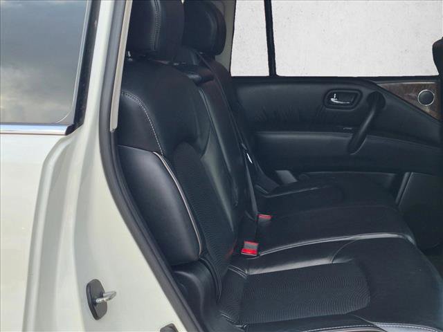 Used 2017 INFINITI QX80 4WD w/ Driver Assistance Package image 16