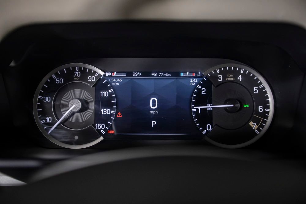 Used 2022 Land Rover Defender 110 SE image 28
