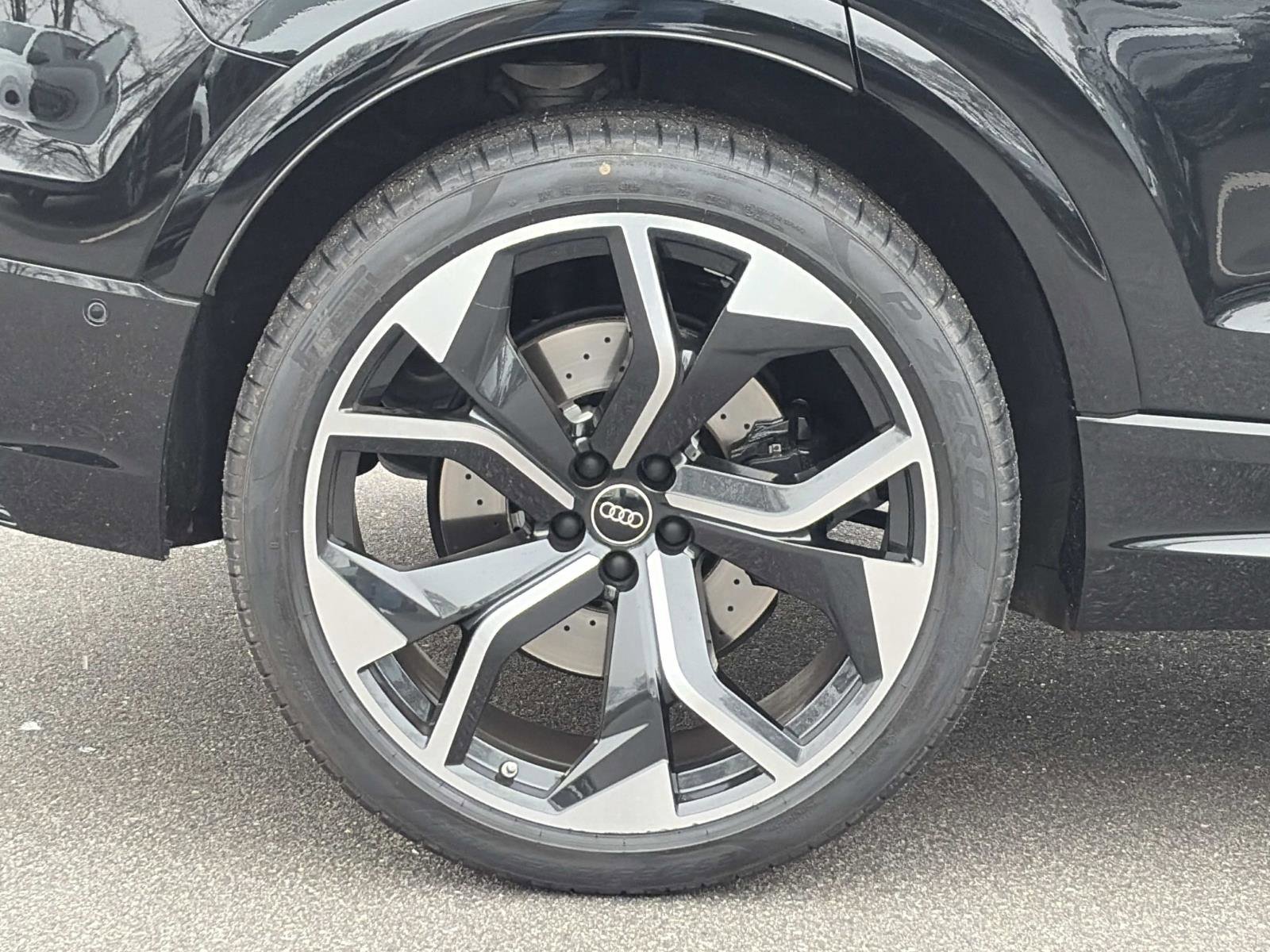 Certified 2024 Audi RS Q8 w/ Black Optic Package image 9