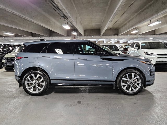 Used 2023 Land Rover Range Rover Evoque R-Dynamic SE image 4