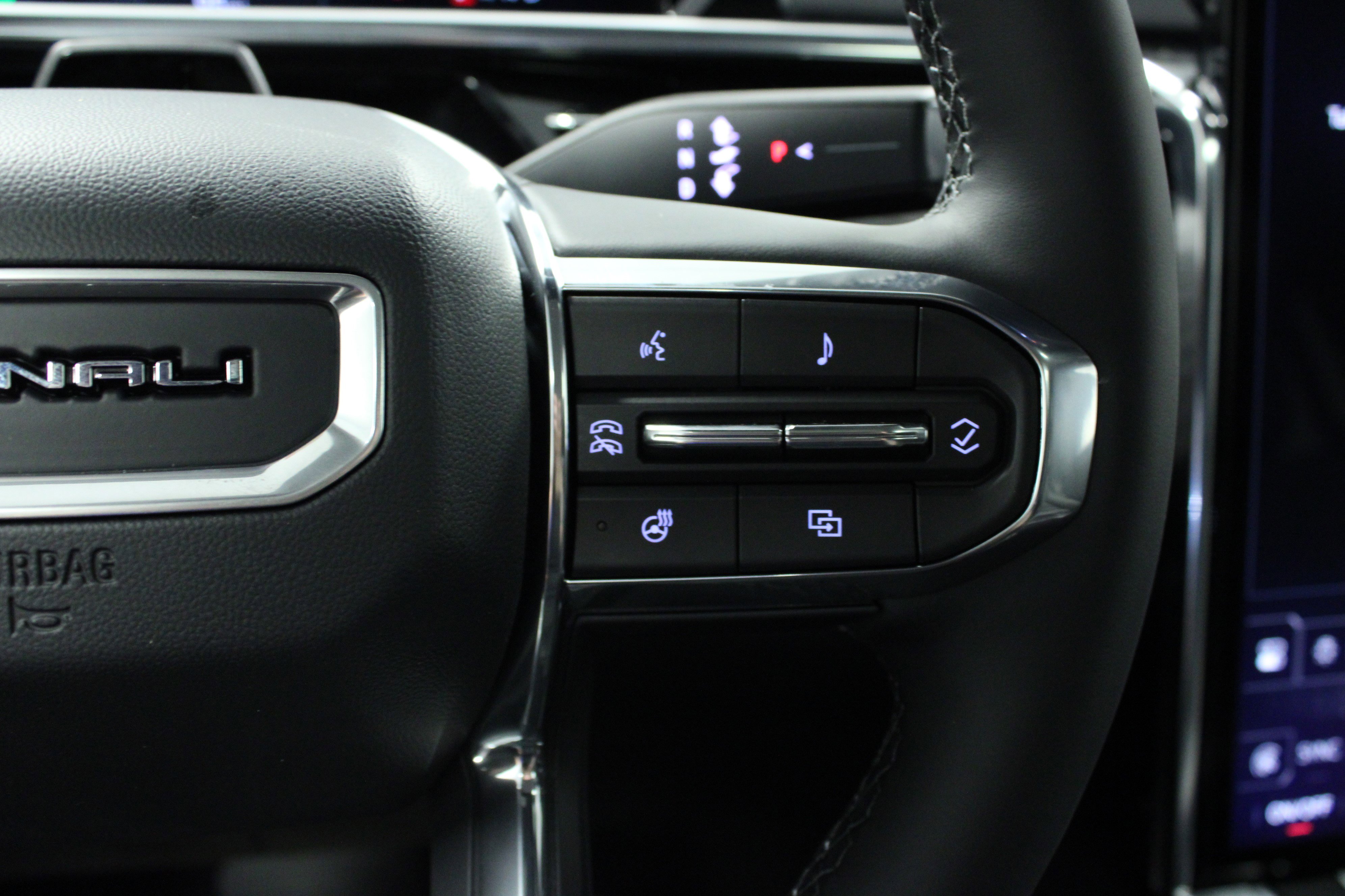 New 2025 GMC Sierra EV Denali image 22