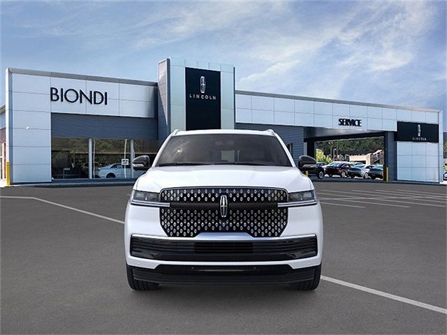 New 2025 Lincoln Navigator Reserve image 6