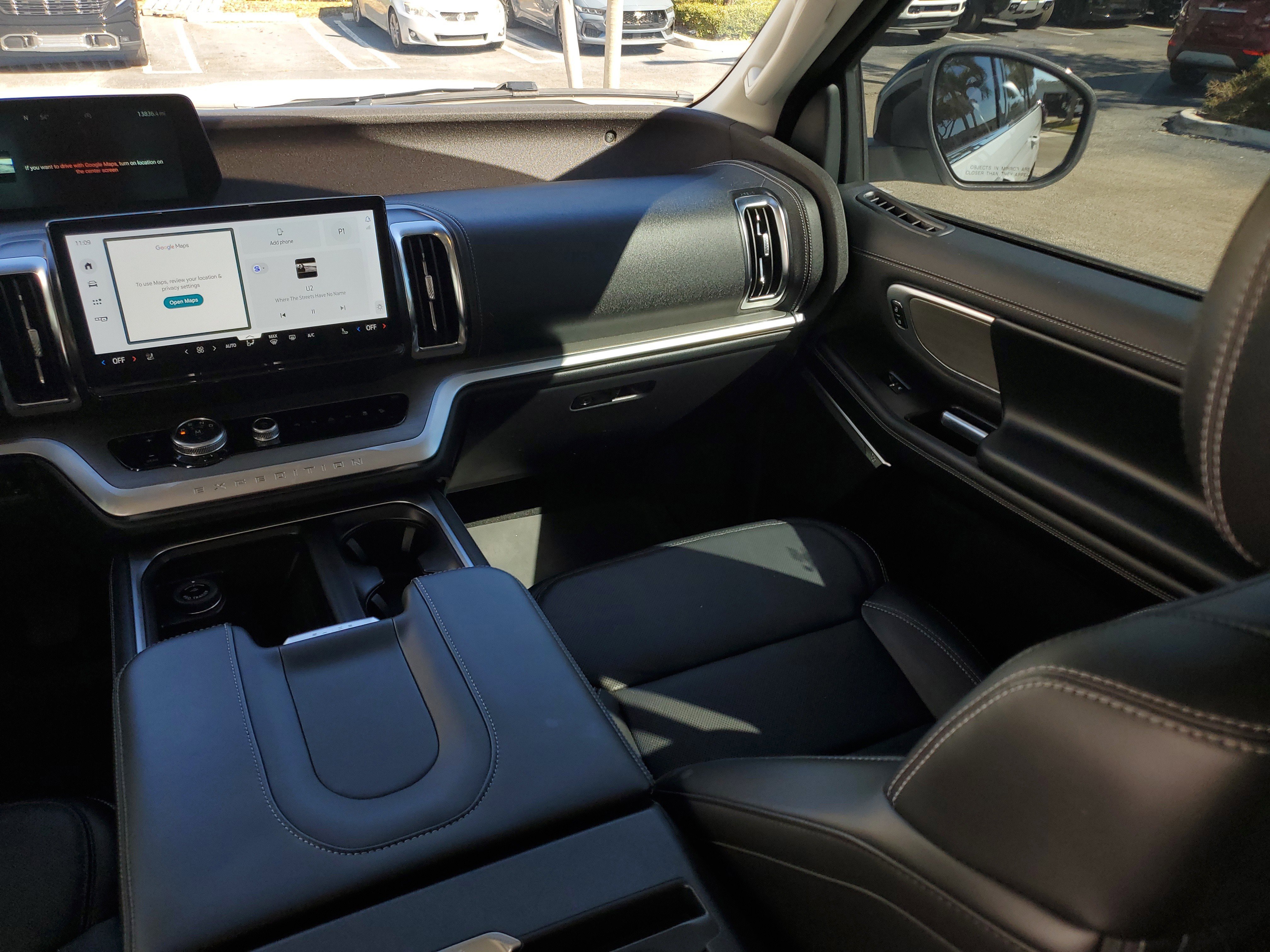 Used 2025 Ford Expedition Platinum w/ Driver's Package image 19