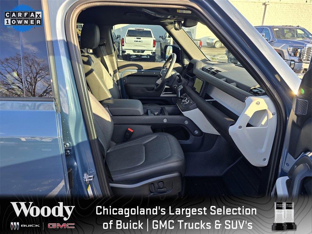 Used 2024 Land Rover Defender 110 S image 32