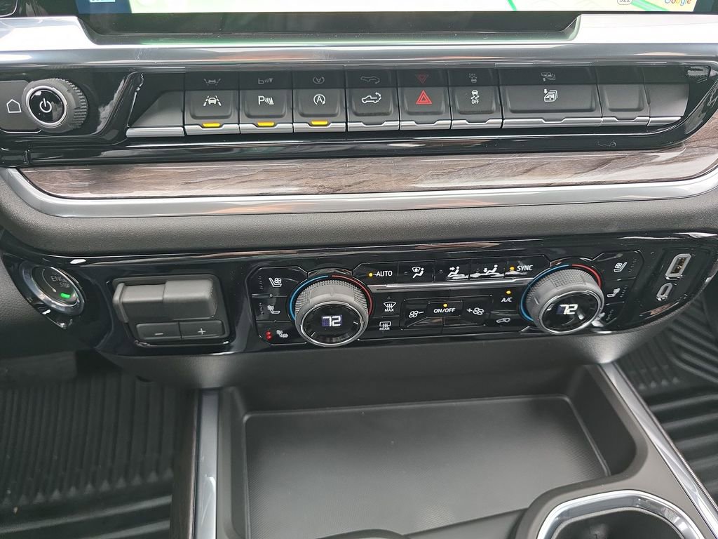 New 2026 Chevrolet Silverado 1500 LTZ w/ LTZ Premium Package image 16