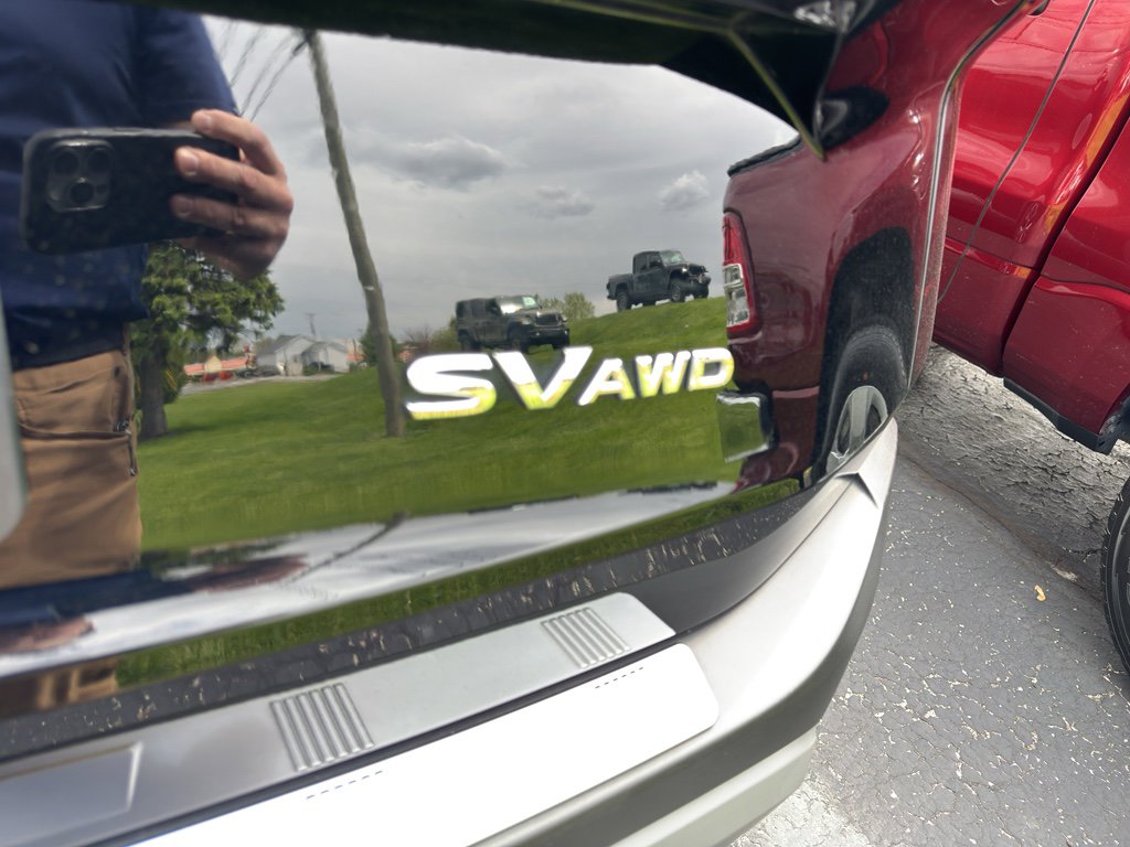 Used 2023 Nissan Rogue SV AWD/4WD image 9