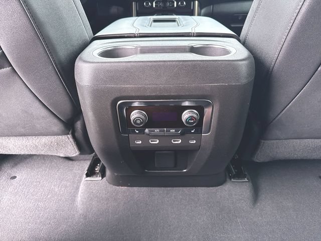 Used 2024 Chevrolet Suburban High Country w/ Advanced Technology Package AWD/4WD image 22