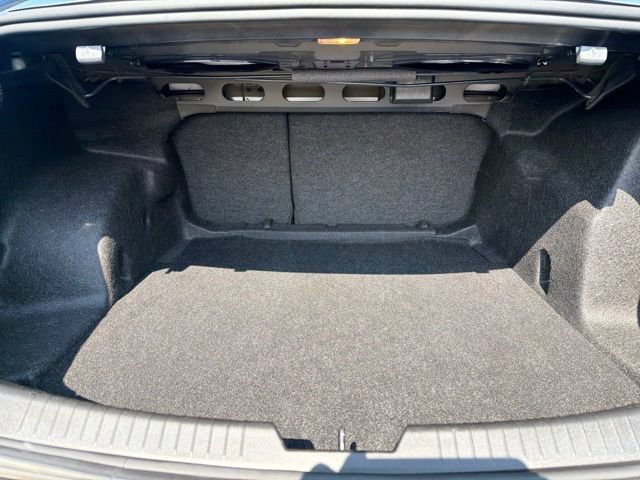 Used 2023 Chevrolet Malibu LT FWD image 23