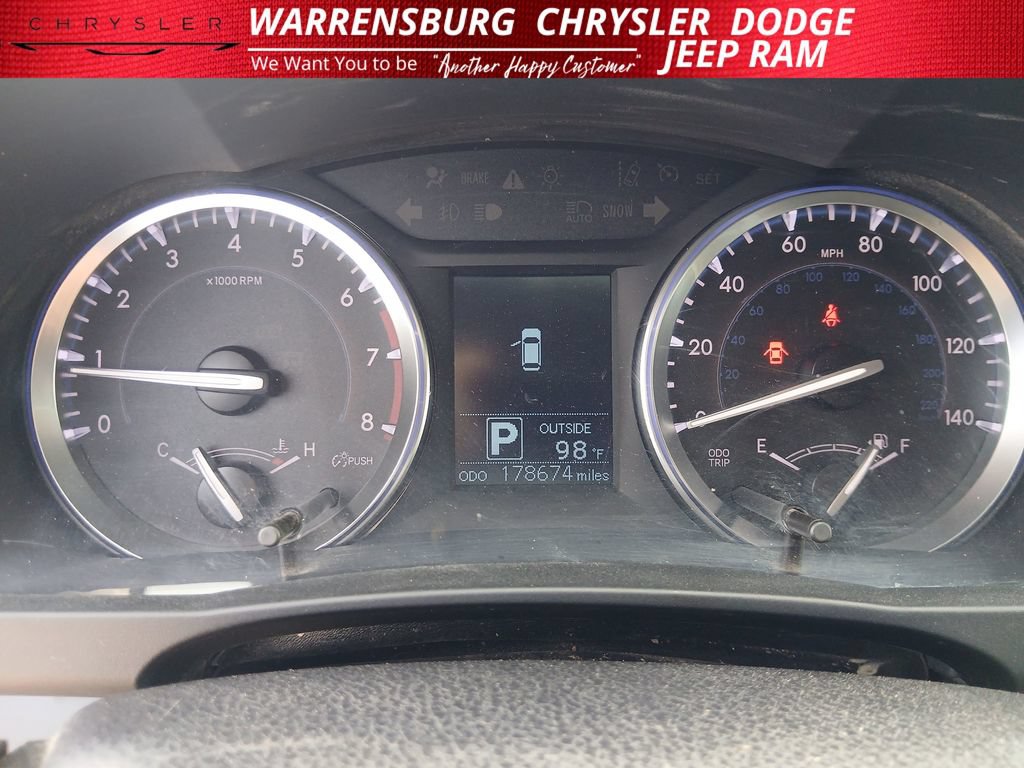 Used 2016 Toyota Highlander Plus AWD/4WD image 14