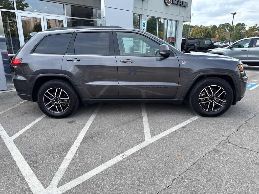 Used 2021 Jeep Grand Cherokee Trailhawk w/ Trailhawk Luxury Group AWD/4WD image 8