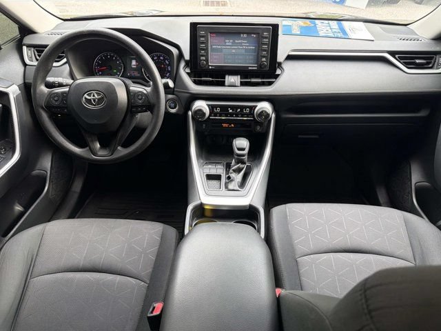 Certified 2020 Toyota RAV4 XLE w/ Convenience Package FWD image 22