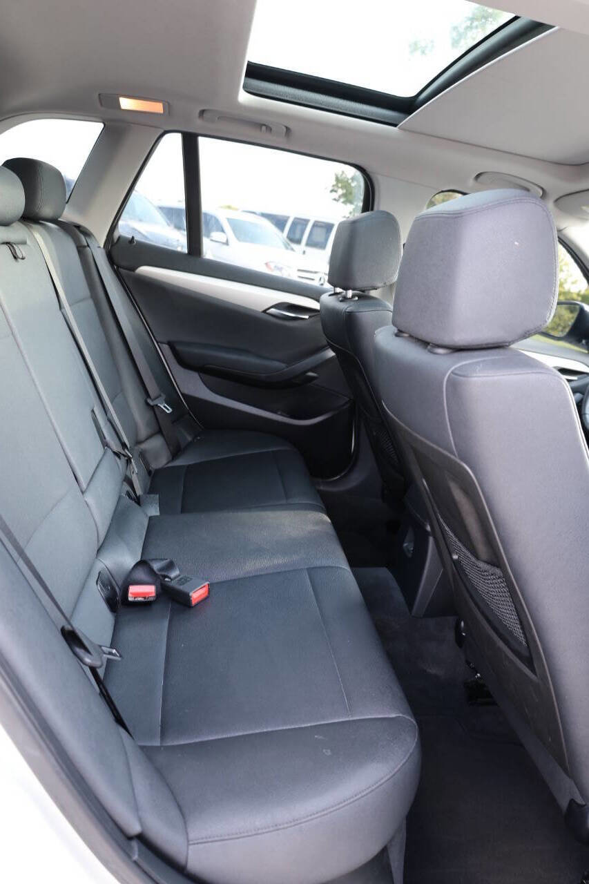 Used 2015 BMW X1 sDrive28i image 15