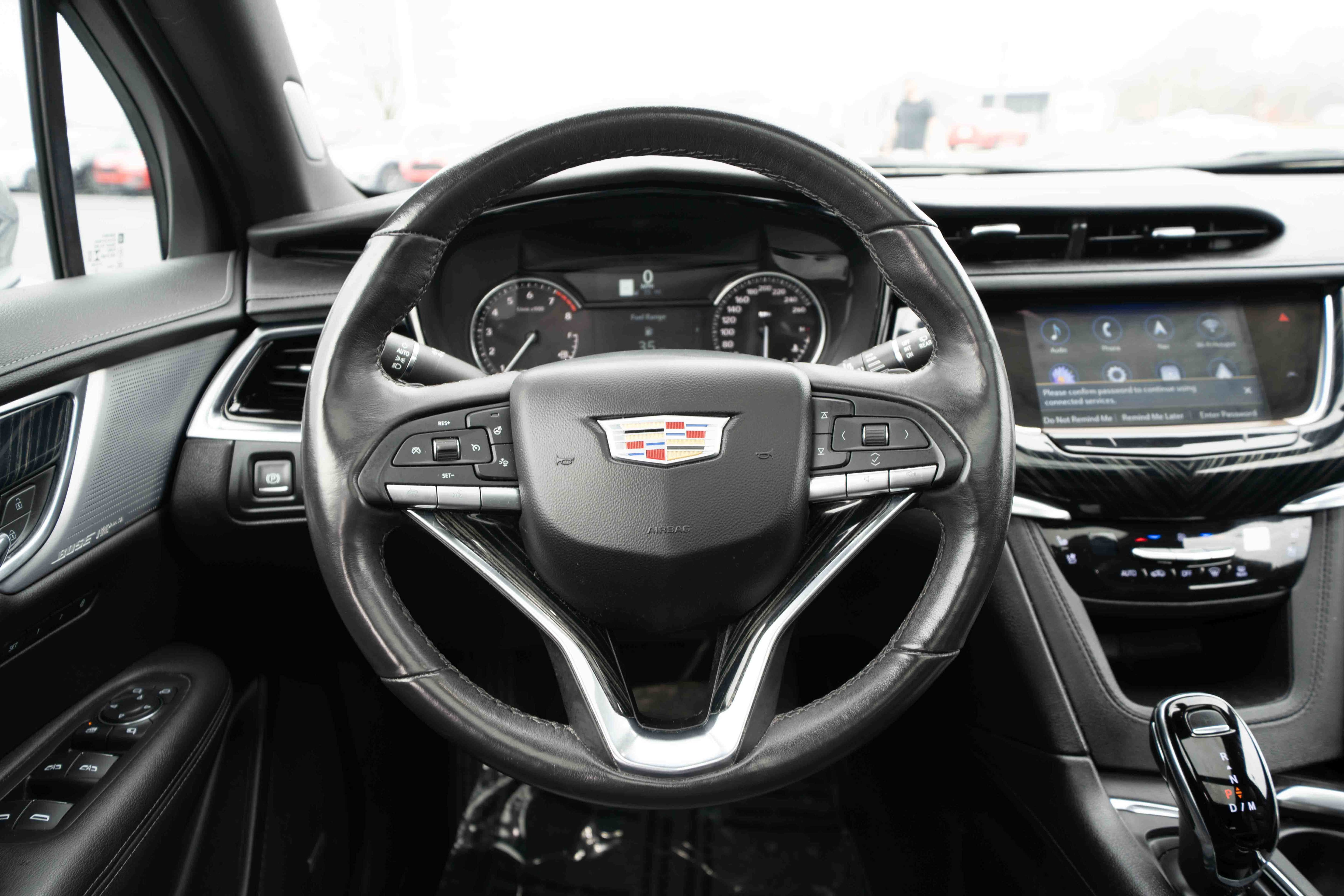 Used 2023 Cadillac XT6 Premium Luxury image 21
