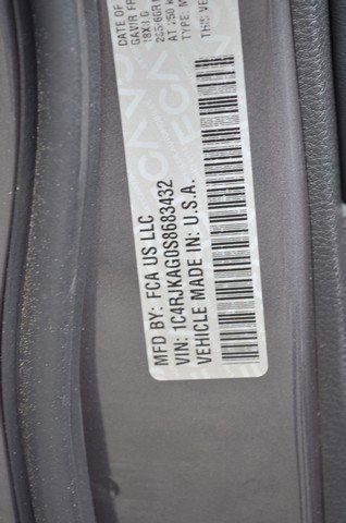 New 2025 Jeep Grand Cherokee L Laredo w/ Luxury Tech Group I image 14