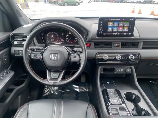 Certified 2023 Honda Pilot TrailSport image 17