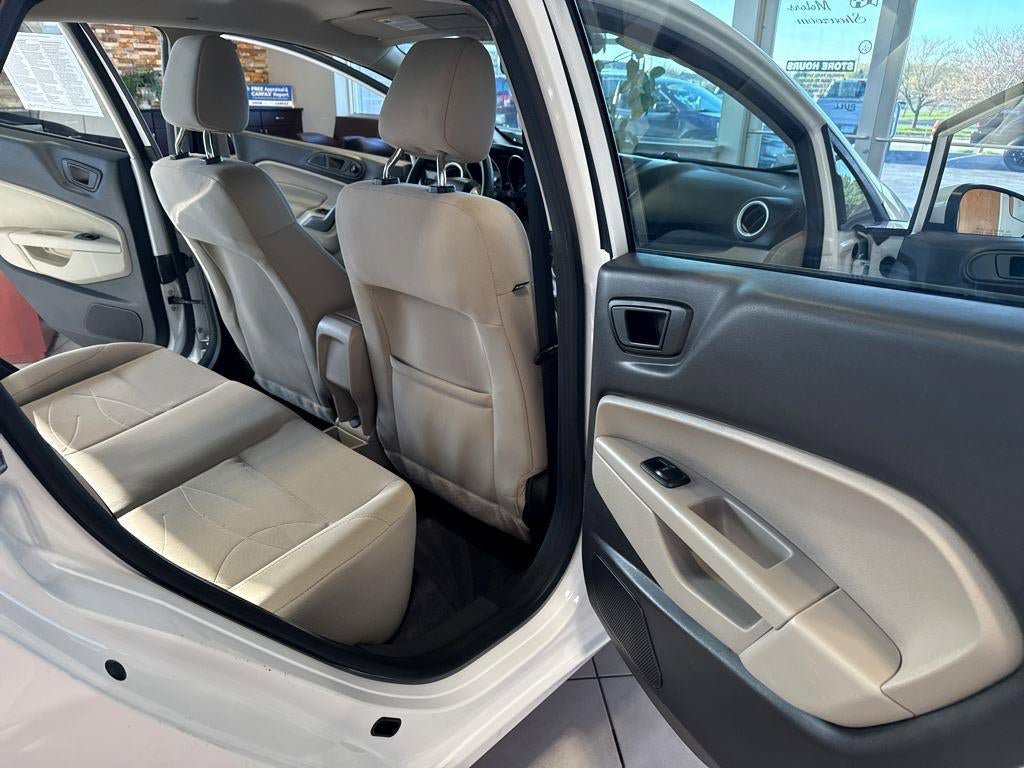 Used 2019 Ford Fiesta SE FWD image 30