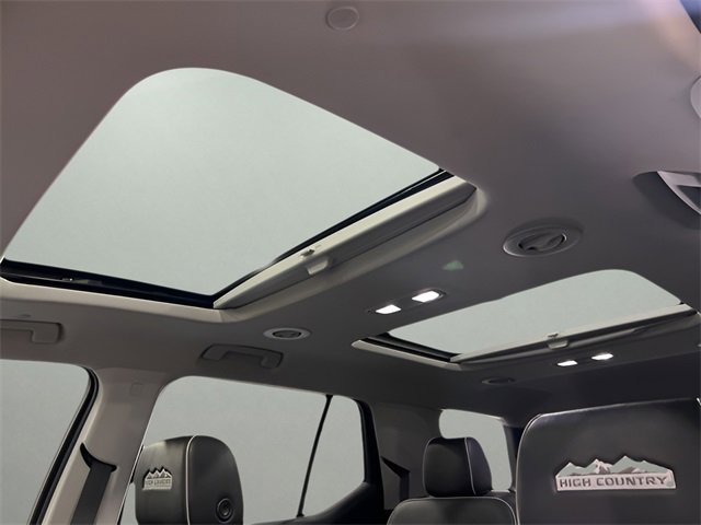 Used 2020 Chevrolet Traverse High Country image 30