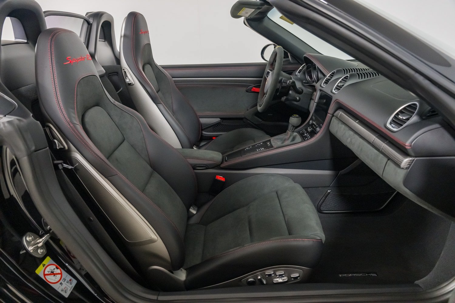 Used 2024 Porsche 718 Boxster Spyder RS w/ Light Design Package RWD image 34
