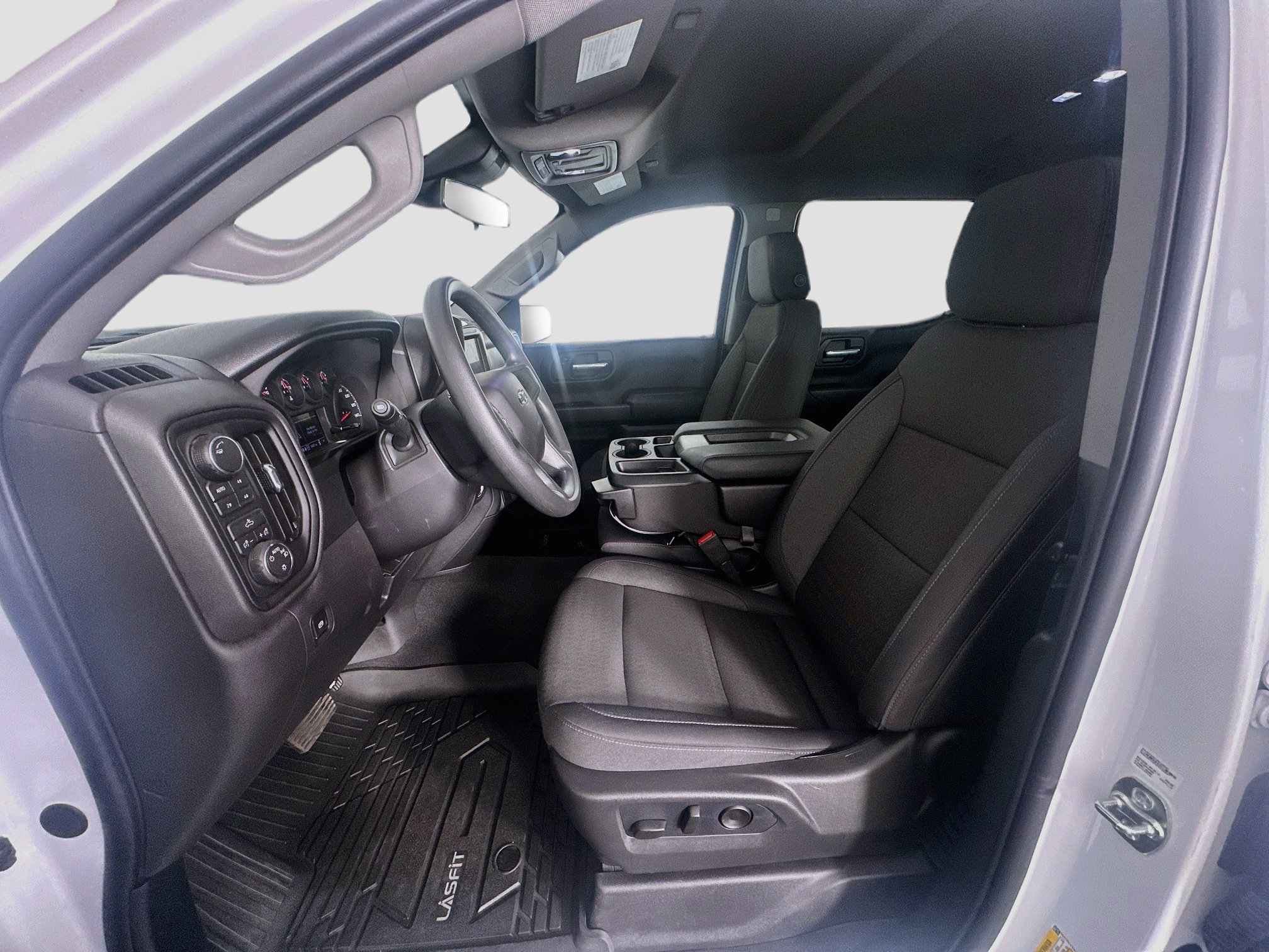 Used 2026 Chevrolet Silverado 1500 Custom Trail Boss w/ Turbomax Blackout Package AWD/4WD image 13