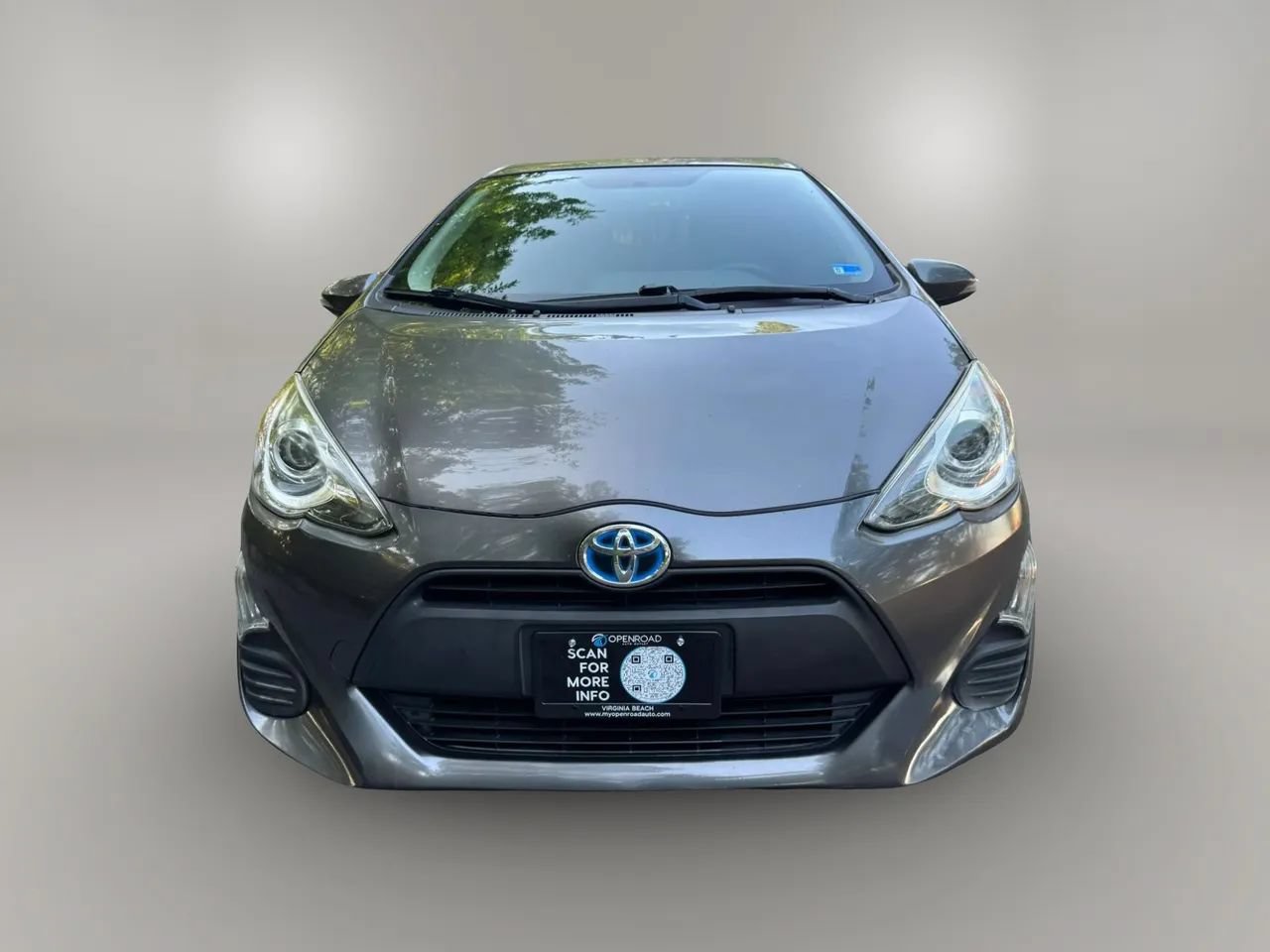 Used 2016 Toyota Prius C One FWD image 7