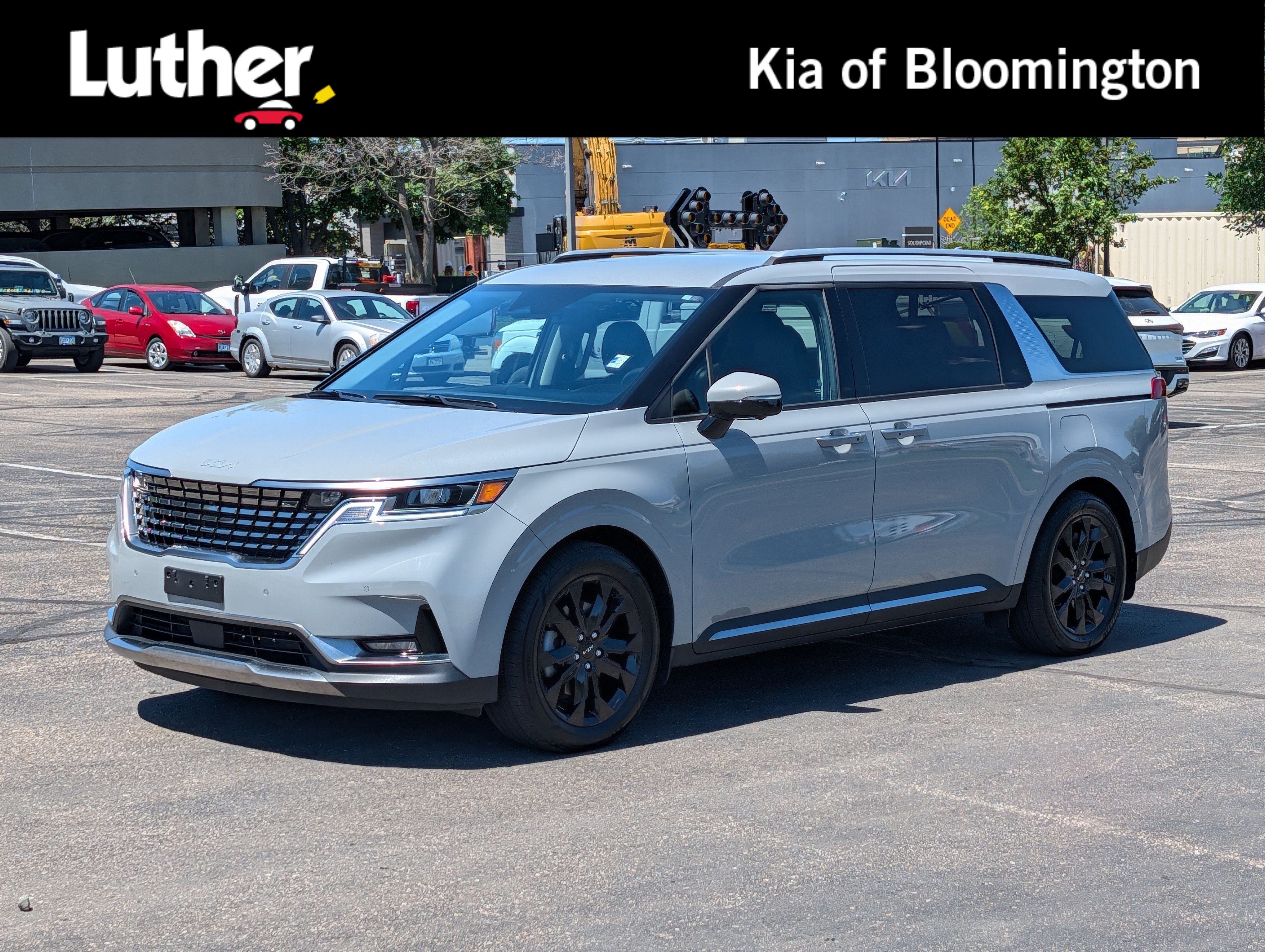 Used 2024 Kia Carnival SX