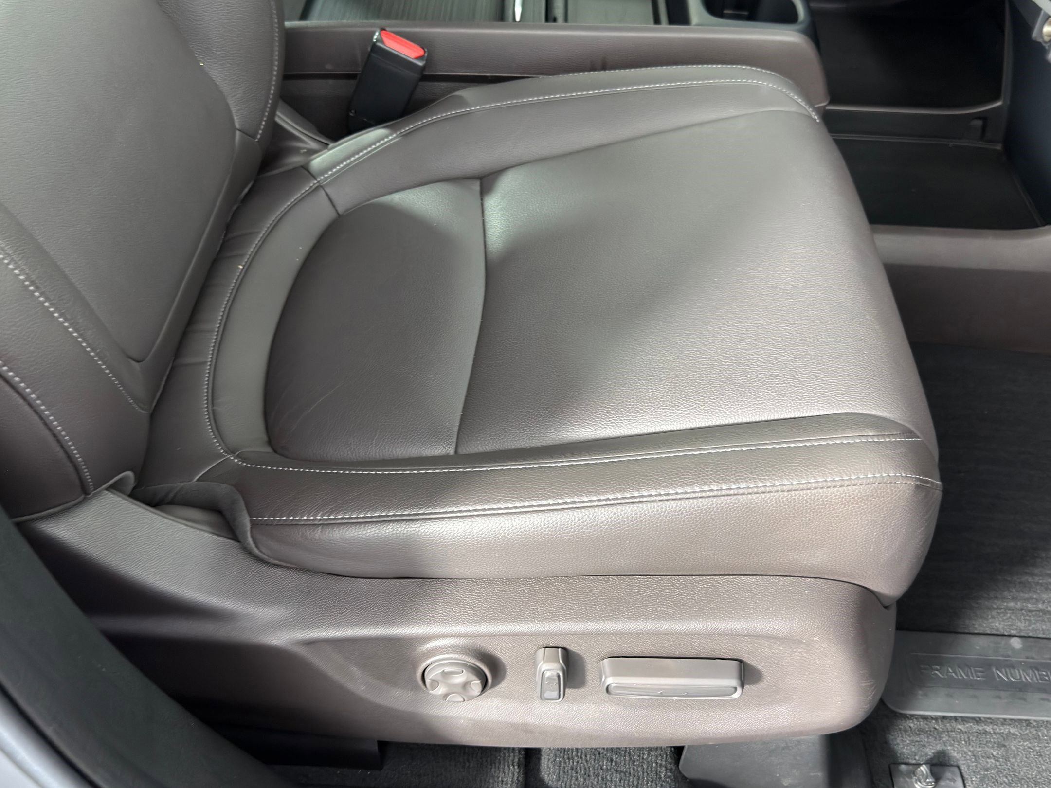 Used 2023 Honda Odyssey EX-L image 29