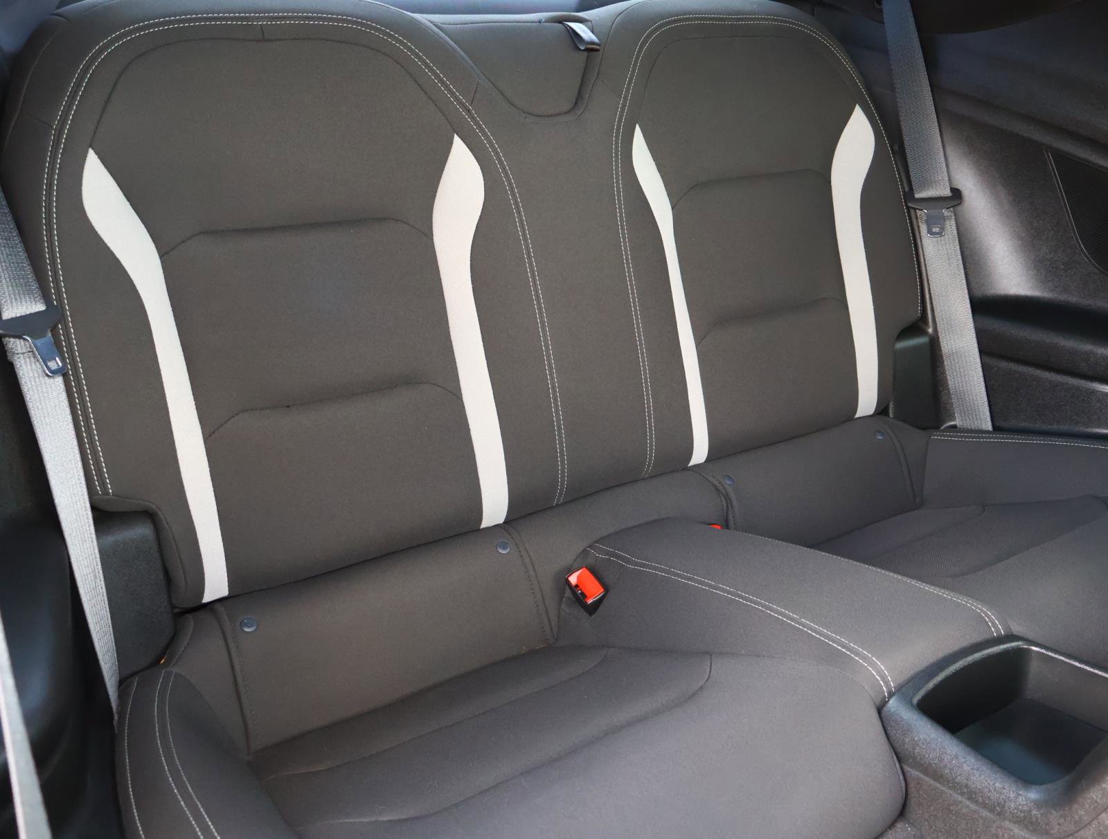 Used 2021 Chevrolet Camaro LT RWD image 17