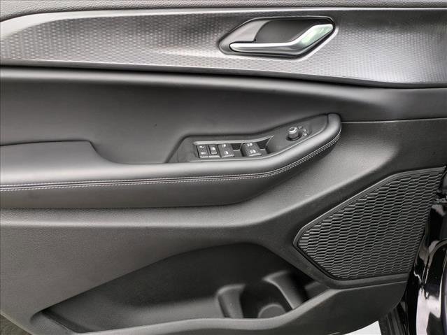 New 2025 Jeep Grand Cherokee L Laredo w/ Luxury Tech Group I image 16