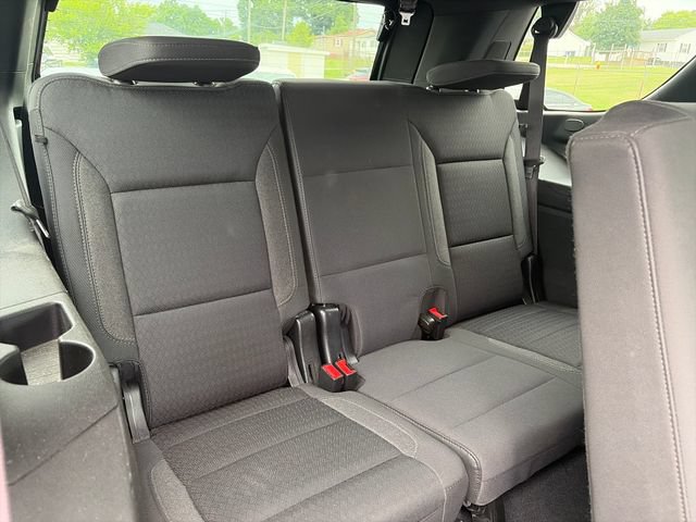 Used 2023 GMC Yukon SLE AWD/4WD image 28