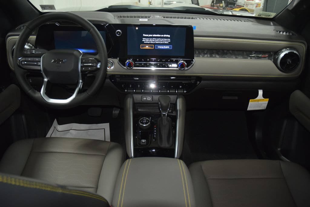 New 2026 Chevrolet Colorado ZR2 w/ Technology Package AWD/4WD image 34