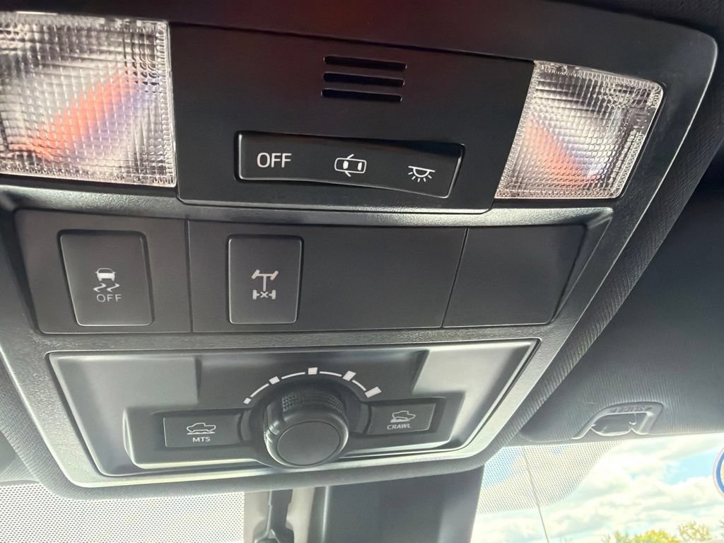 Used 2019 Toyota Tacoma TRD Off-Road AWD/4WD image 18