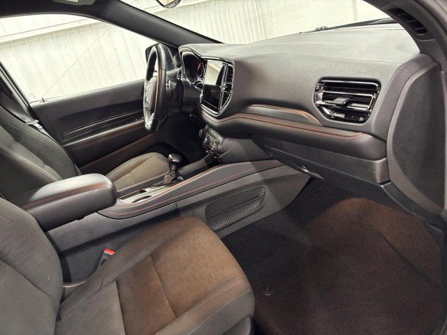 Used 2025 Dodge Durango GT AWD/4WD image 16